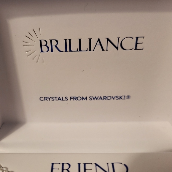 Brilliance, Crystals from Swarovski. Friends Necklace. NIB. - Picture 4 of 5